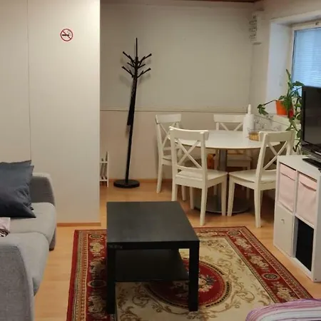Cozy Cityhome Pirkankatu Apartment